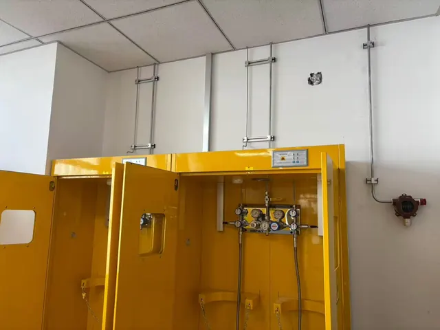 尔凡流体实验室集中供气系统项目实景 50